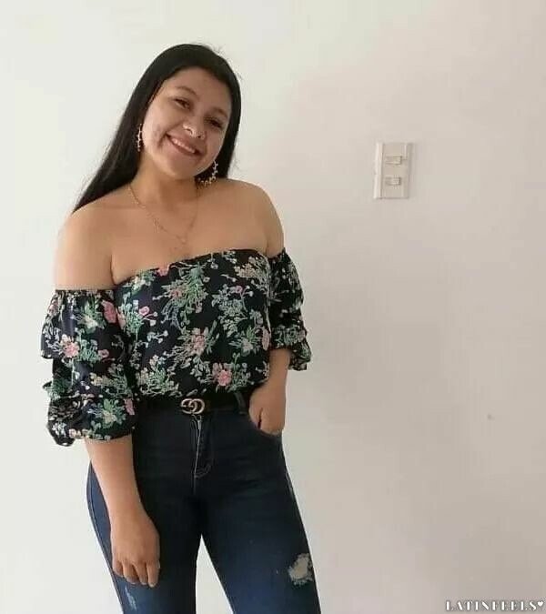 Marcela, 23